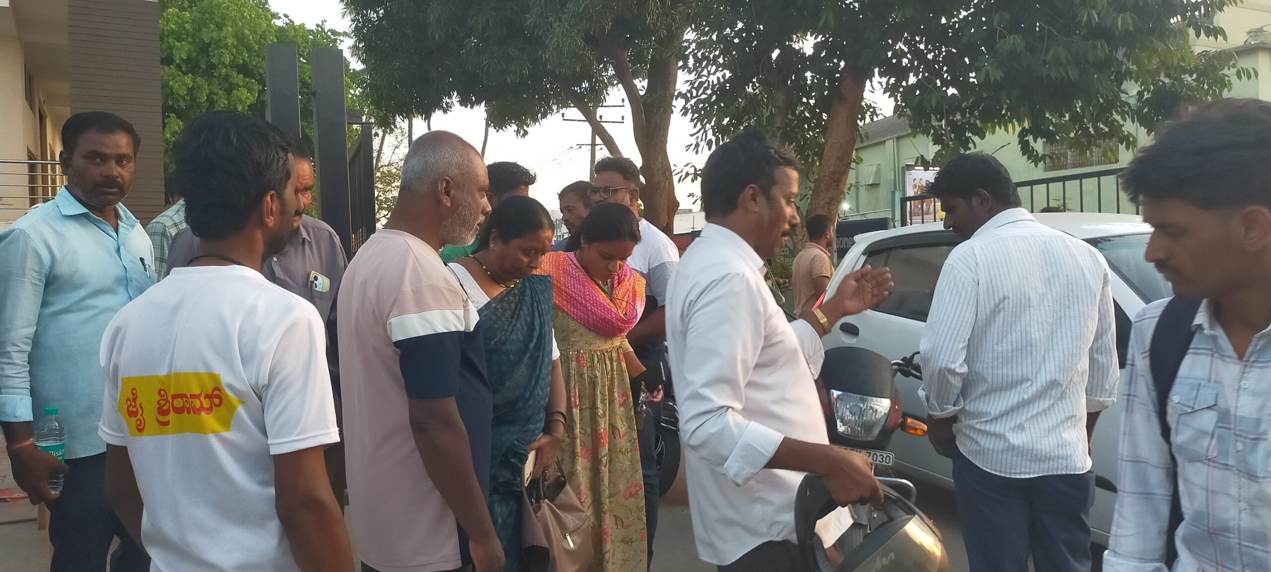 Kollegala: Sescom staff seriously injured in bike collision